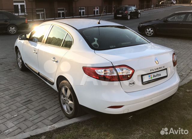 Renault Fluence 1.6 AT, 2011, 90 000 км