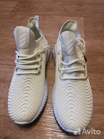 Кроссовки Adidas