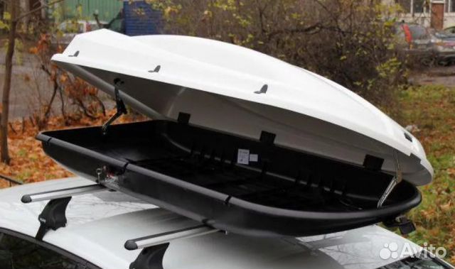 Аэродинамический автобокс на крышу автомобиля