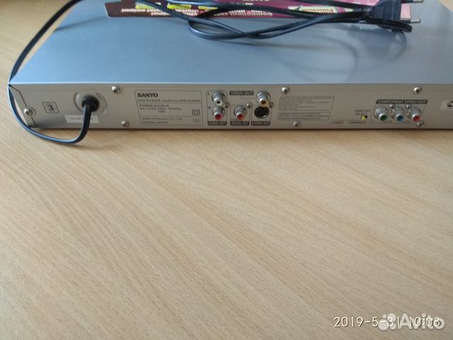 DVD плеер Sanyo SL-38KR DVD плеер Sanyo SL-38KR