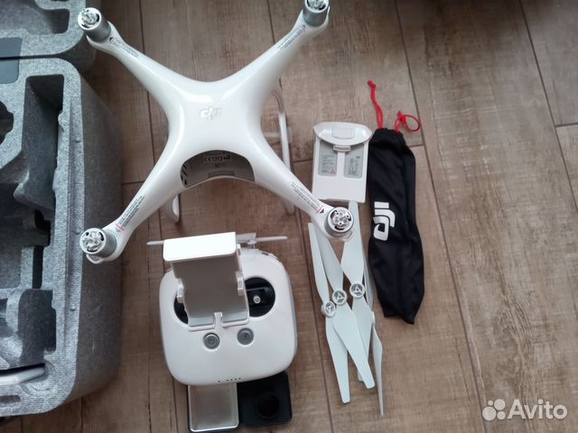 DJI Phantom 4