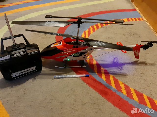 Вертолет Gyro-325 с гироскопом и с подсветкой Вертолет Gyro-325 с гироскопом и с подсветкой