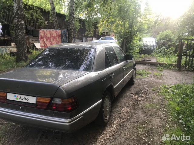 Mercedes-Benz W124 2.3 AT, 1986, 250 000 км