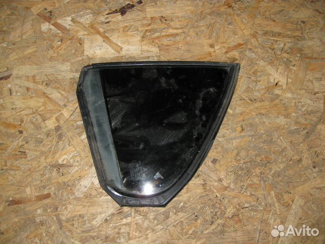 Стекло двери Mitsubishi Lancer X