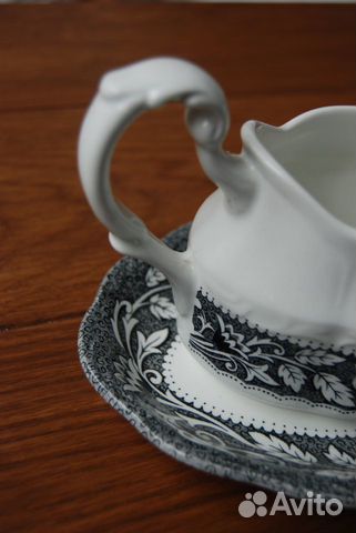 Соусник J & G Meakin Renaissance, Англия Соусник J & G Meakin Renaissance, Англия