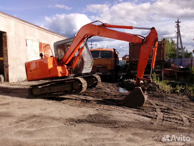 Экскаватор Hitachi EX-60-2