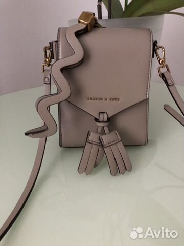 Сумка женская «charles & keith» оригинал Сумка женская «charles & keith» оригинал