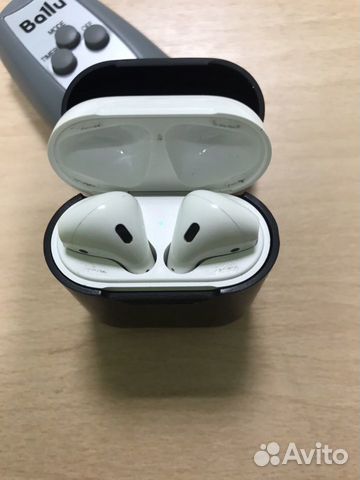 AirPods