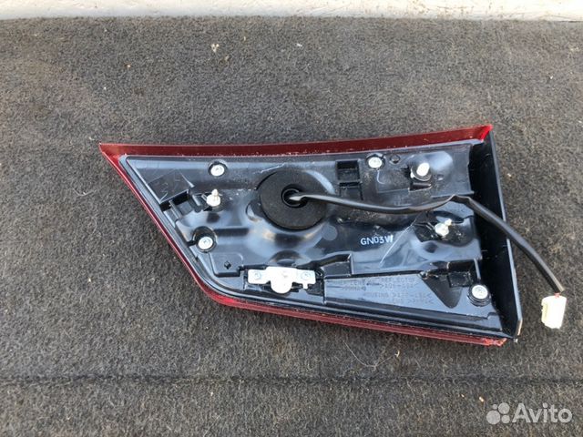 Фонарь В крышку багажника задний левый Mitsubishi