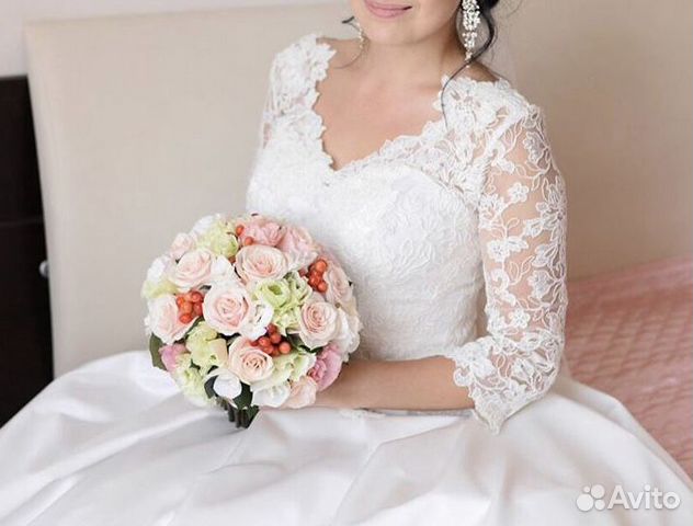Свадебное платье