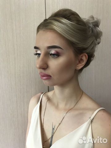 Стилист - визажист, парикмахер