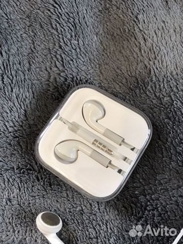 Наушники Apple Earpods mini-jack 3.5mm и lightning