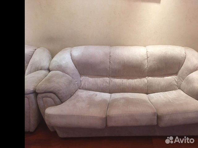 Диван-кровать и 2 кресла