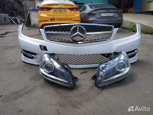 Передний бампер w204 дорестайл AMG