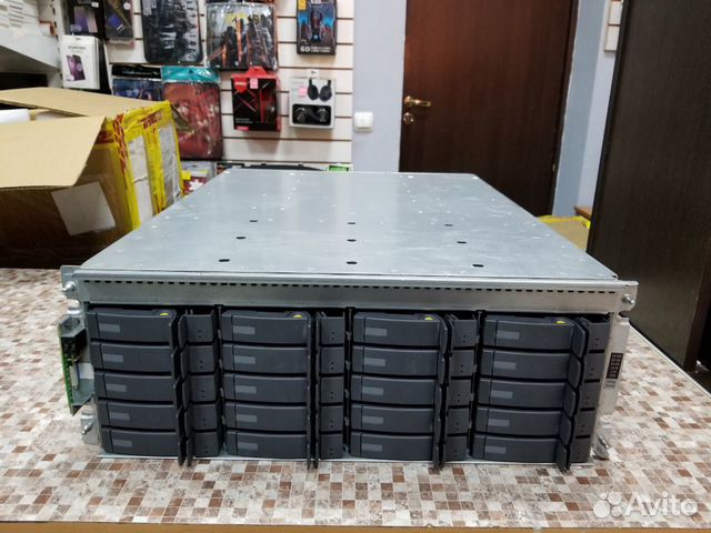 Новый схд NetApp FAS2050 NAJ-0601 SAN Array Новый схд NetApp FAS2050 NAJ-0601 SAN Array