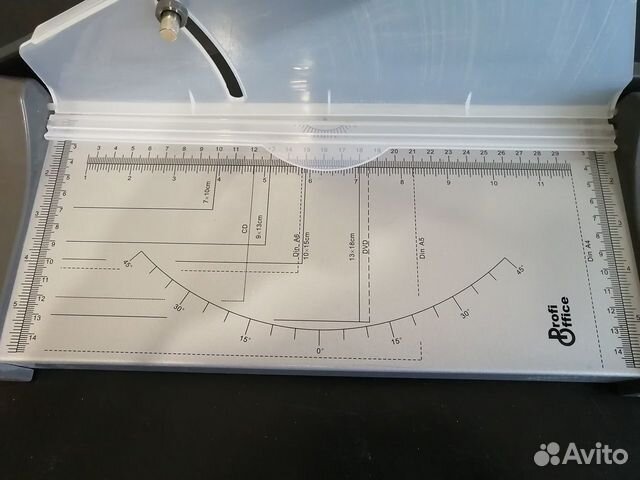 Резак для бумаги сабельный ProfiOffice Cutstream 2 Резак для бумаги сабельный ProfiOffice Cutstream 2