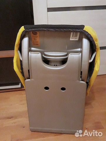 Детское автокресло Chicco Universal 9-18 кг