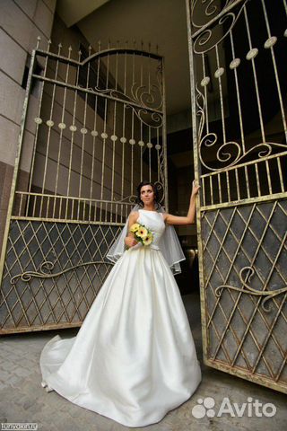 Свадебное платье Pronovias barcaza