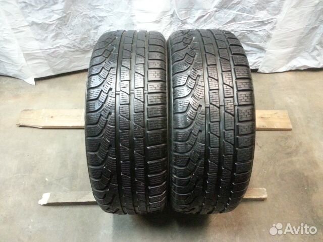 255 45 19 Pirelli Winter Sottozero 240 SER II 255 45 19 Pirelli Winter Sottozero 240 SER II