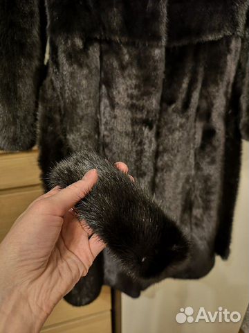 Продам норковую шубу. Чёрная. 40-42 размер. 100 см Продам норковую шубу. Чёрная. 40-42 размер. 100 см
