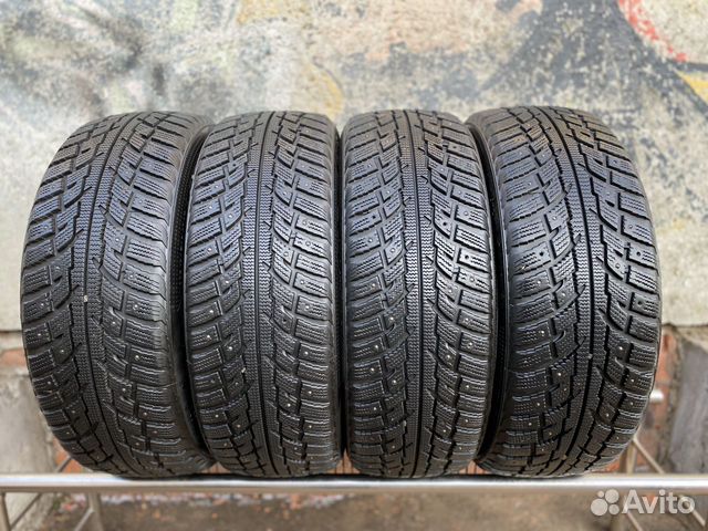Зимние шины 225/60 R18 Kumho I Zen RV Stud KC16 Зимние шины 225/60 R18 Kumho I Zen RV Stud KC16