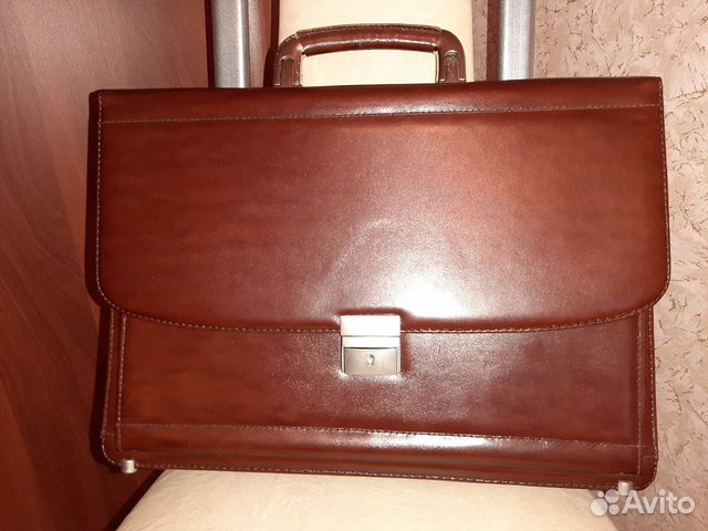 Портфель кожаный