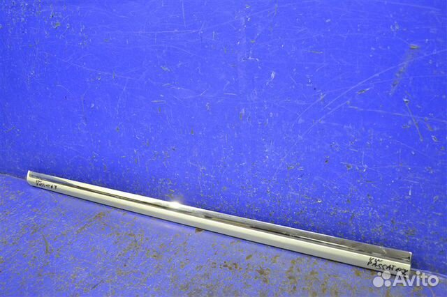 Накладка двери передняя левая Volkswagen Passat B7