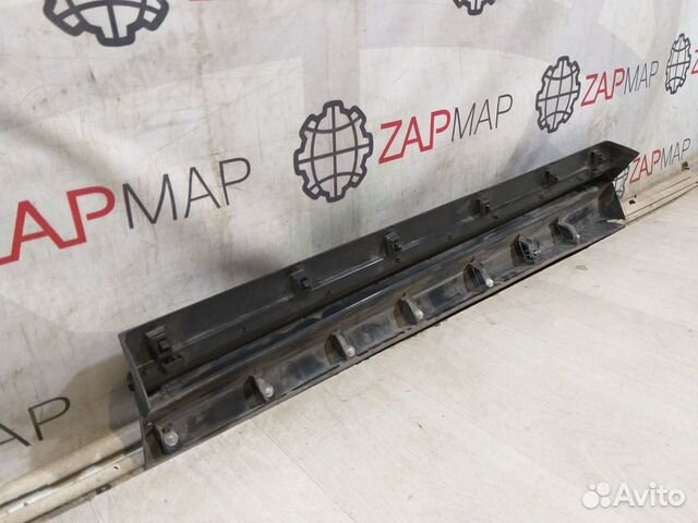 Накладка двери передней левой Lexus RX 350 AL20