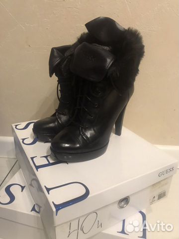 Ботильоны новые бел и чёрные Guess