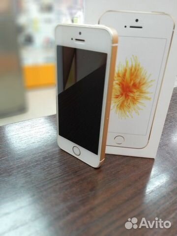 iPhone SE 32gb Ростест Gold