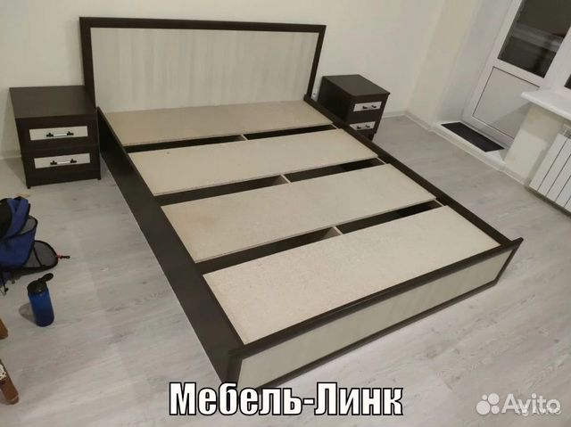 Кровать с матрасом