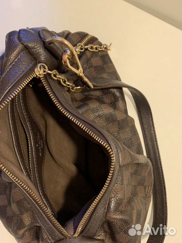 Сумка кожаная на плечо Louis Vuitton