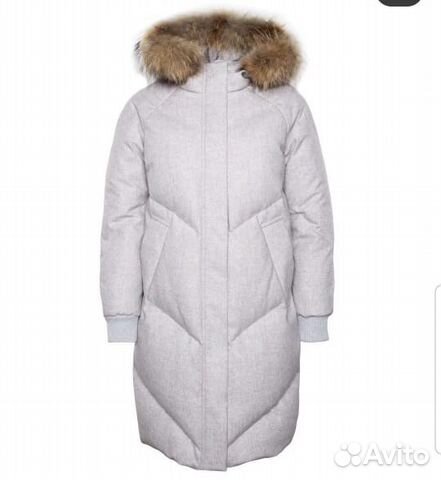 Пуховик новый зимний 44-46 светло-серый Пуховик новый зимний 44-46 светло-серый
