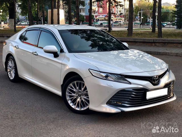 Aрeндa aвтомобиля New Тоyоtа Cаmry V70 c водитeлем Aрeндa aвтомобиля New Тоyоtа Cаmry V70 c водитeлем