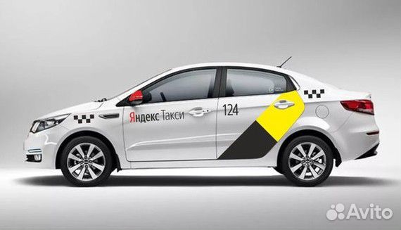 brendirovanie naklejki na avto taksi