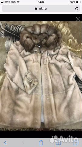 Шуба норковая, капюшон отделан мехом куницы