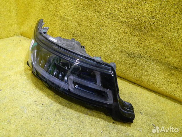 Фара правая Range Rover Sport 2 L494 (17-н.в) LED Фара правая Range Rover Sport 2 L494 (17-н.в) LED