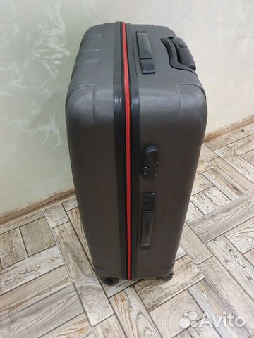 Чемодан на колесах Чемодан на колесах