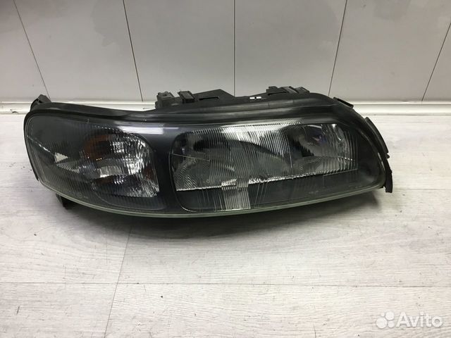 Фара передняя правая в сборе volvo XC70 cross coun