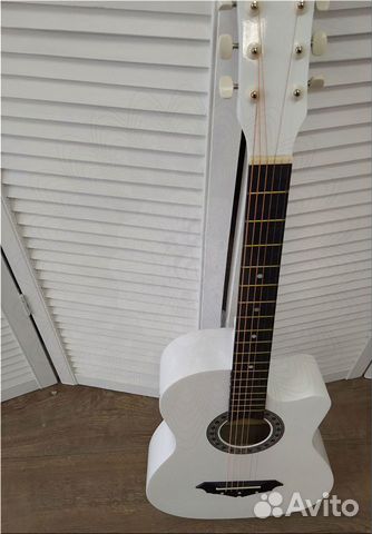 Гитара акустика