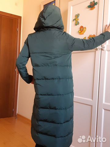 Продам пальто-пуховик с капюшоном 46р цвет зеленый Продам пальто-пуховик с капюшоном 46р цвет зеленый