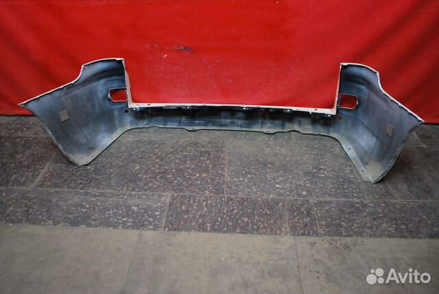 Бампер задний Тойота Ленд Крузер