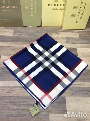Новый женский шёлковый платок Burberry Новый женский шёлковый платок Burberry