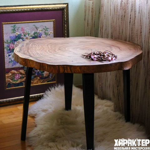 Журнальный столик из массива карагача Журнальный столик из массива карагача