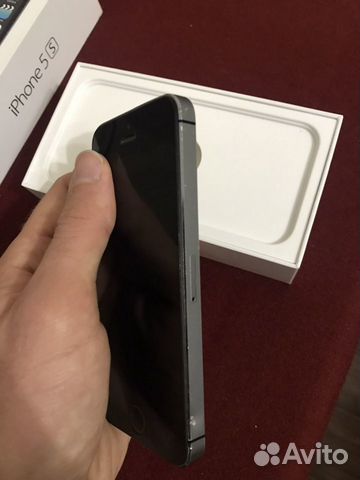 Телефон iPhone 5s Телефон iPhone 5s