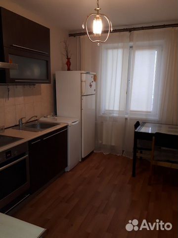 1-к квартира, 42 м², 1/10 эт. 1-к квартира, 42 м², 1/10 эт.