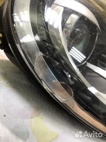 Фара правая ксенон Volkswagen Beetle