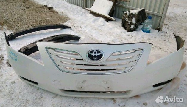 Toyota Camry V40 бампер передний