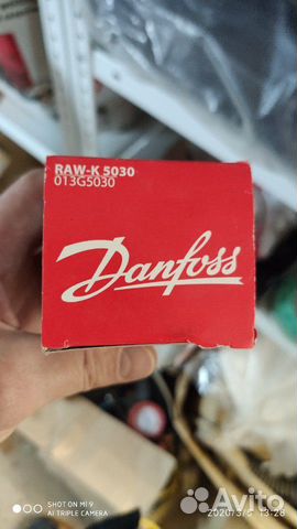 Термостатическая головка Danfoss RAW-K 5030 013G50 Термостатическая головка Danfoss RAW-K 5030 013G50