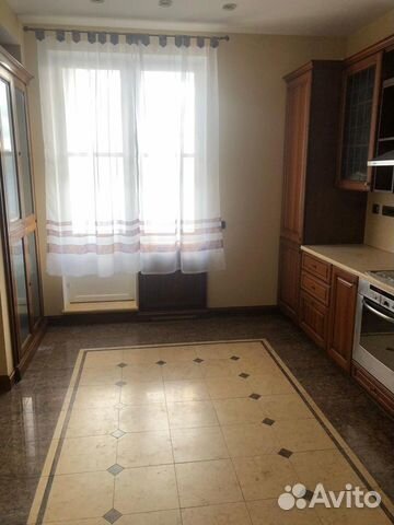 2-к квартира, 90 м², 8/9 эт. 2-к квартира, 90 м², 8/9 эт.